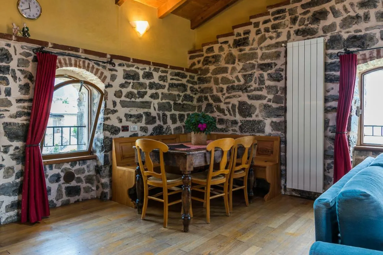 Appartement Castello Di Zorzino Iseo Lake Riva di Solto Italië