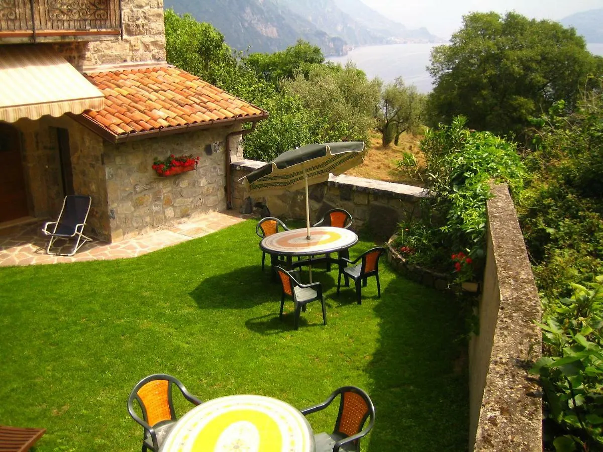 ריבה די סולטו Castello Di Zorzino Iseo Lake ריבה די סולטו